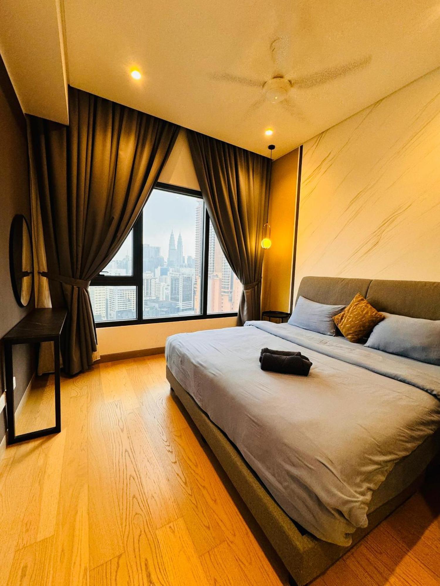 Lucantia Serviced Suites Kuala Lumpur Bagian luar foto